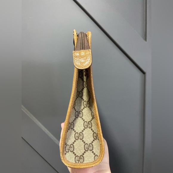 Gucci Beige and Brown Monogram Bag - Picture 5 of 15